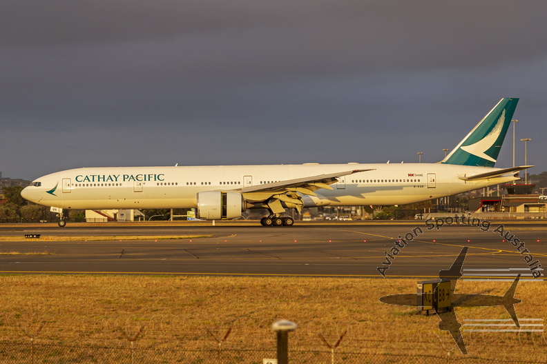 Cathay Pacific (B-KQR) Boeing 777-367(ER)