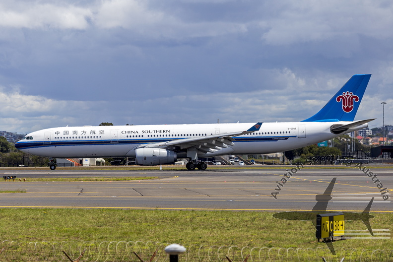 China Southern Airlines (B-6087) Airbus A330-343