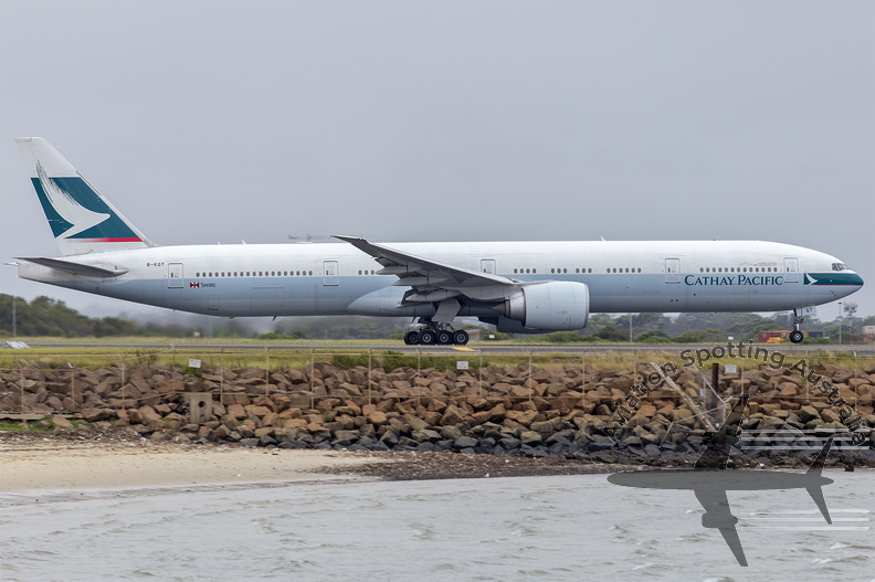 Cathay Pacific (B-KQT) Boeing 777-367(ER)